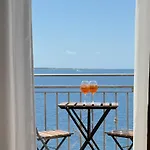 Abuela Teta - Sea Front Apartmán