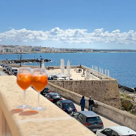 Abuela Teta - Sea Front Apartament Gallipoli