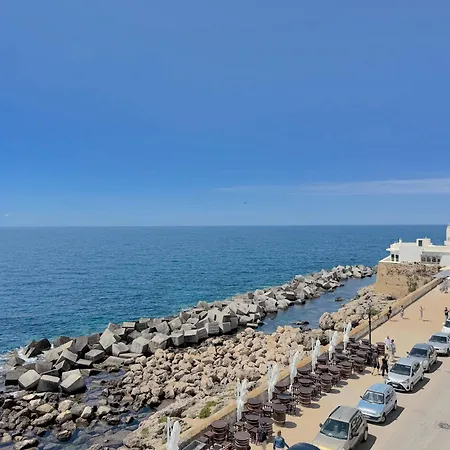 Abuela Teta - Sea Front *
