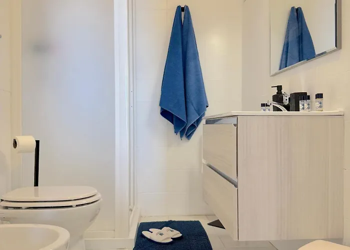 Abuela Teta - Sea Front *