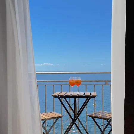 Apartment Abuela Teta - Sea Front *